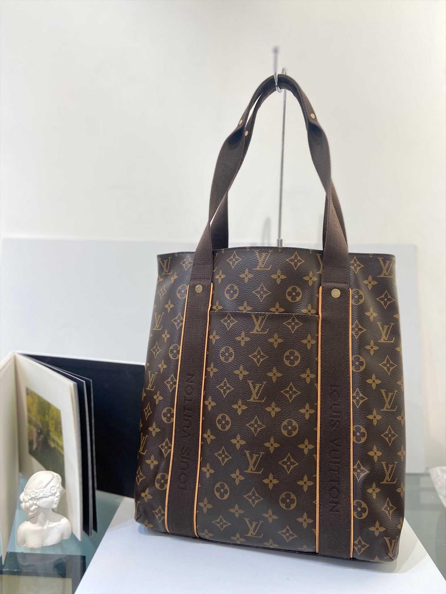 LV Monogram Cabas Beaubourg tote