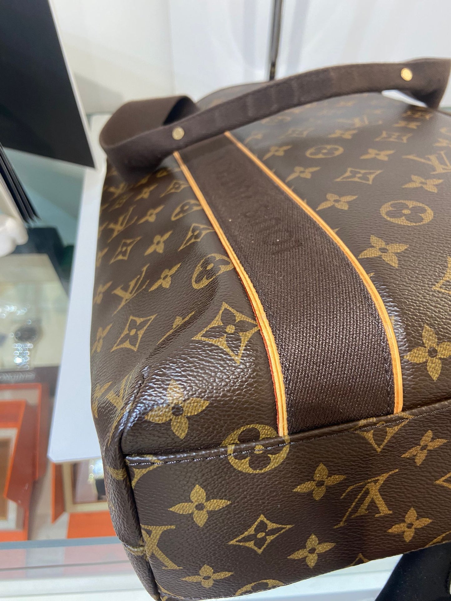 LV Monogram Cabas Beaubourg tote