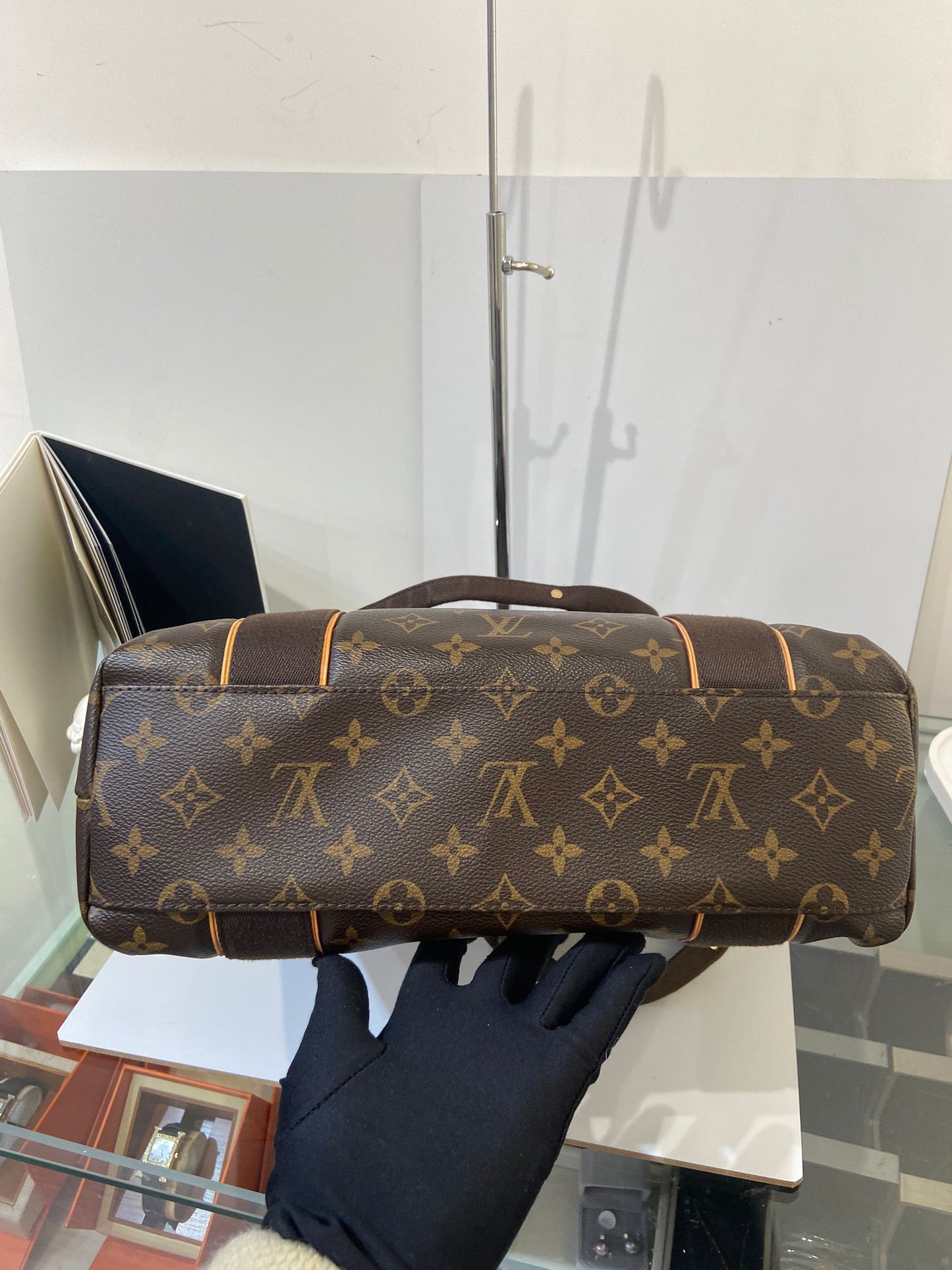 LV Monogram Cabas Beaubourg tote