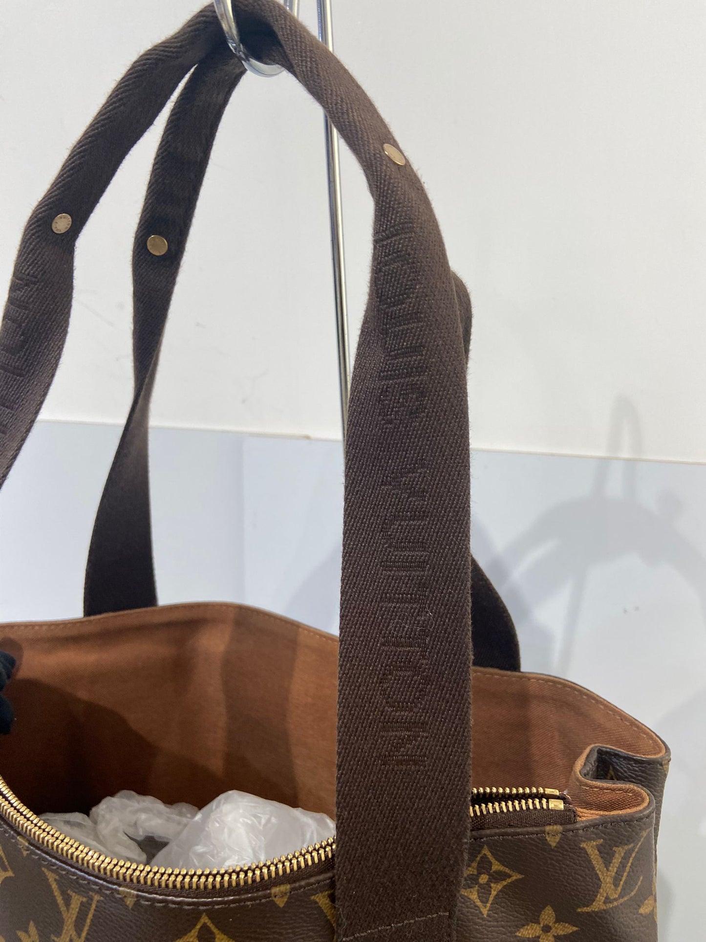 LV Monogram Cabas Beaubourg tote