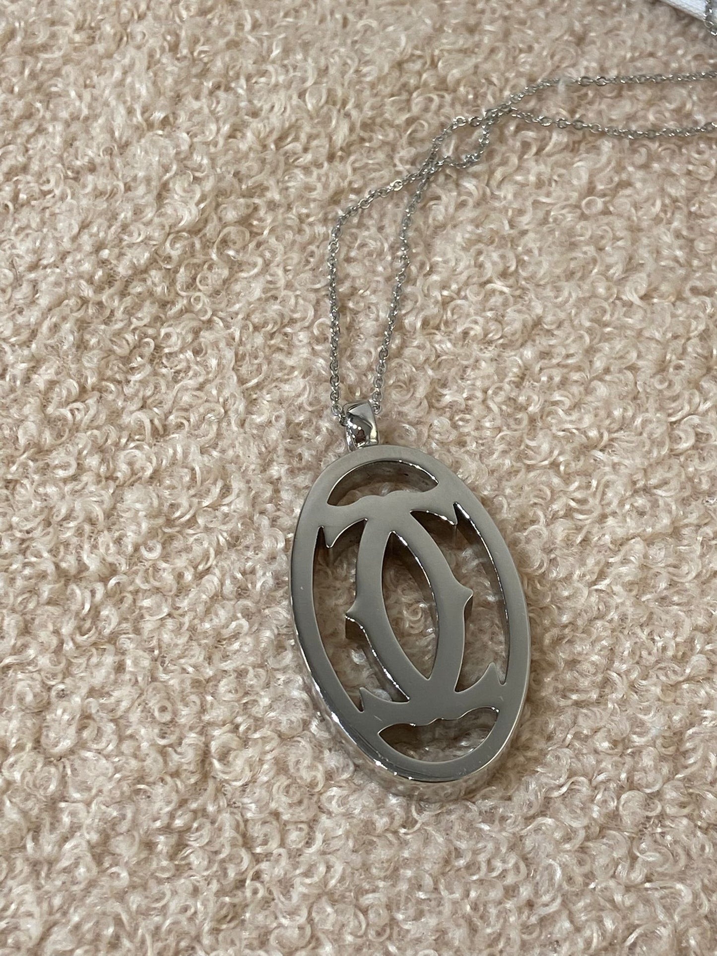 Cartier double C