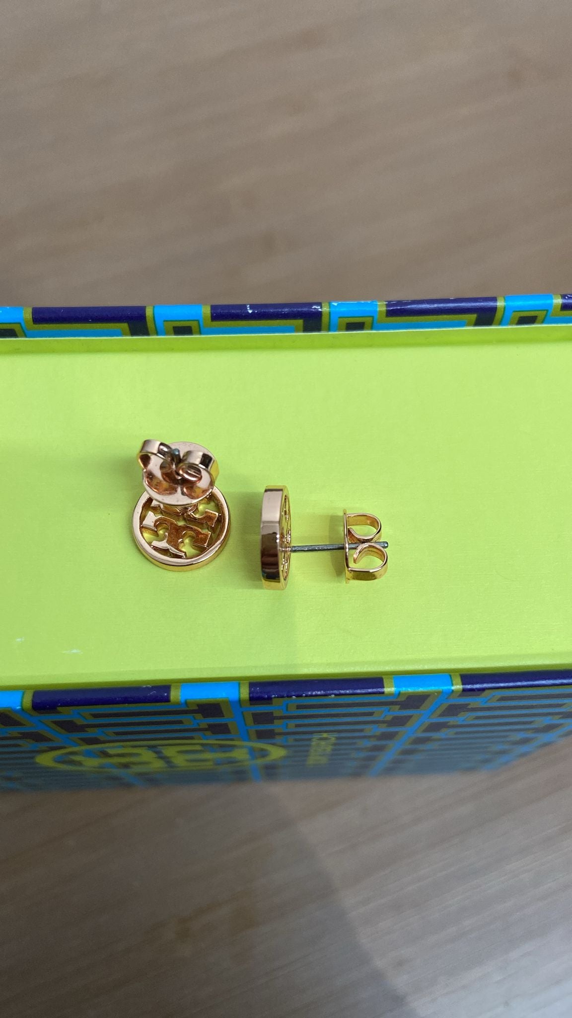 Tory Burch 耳環