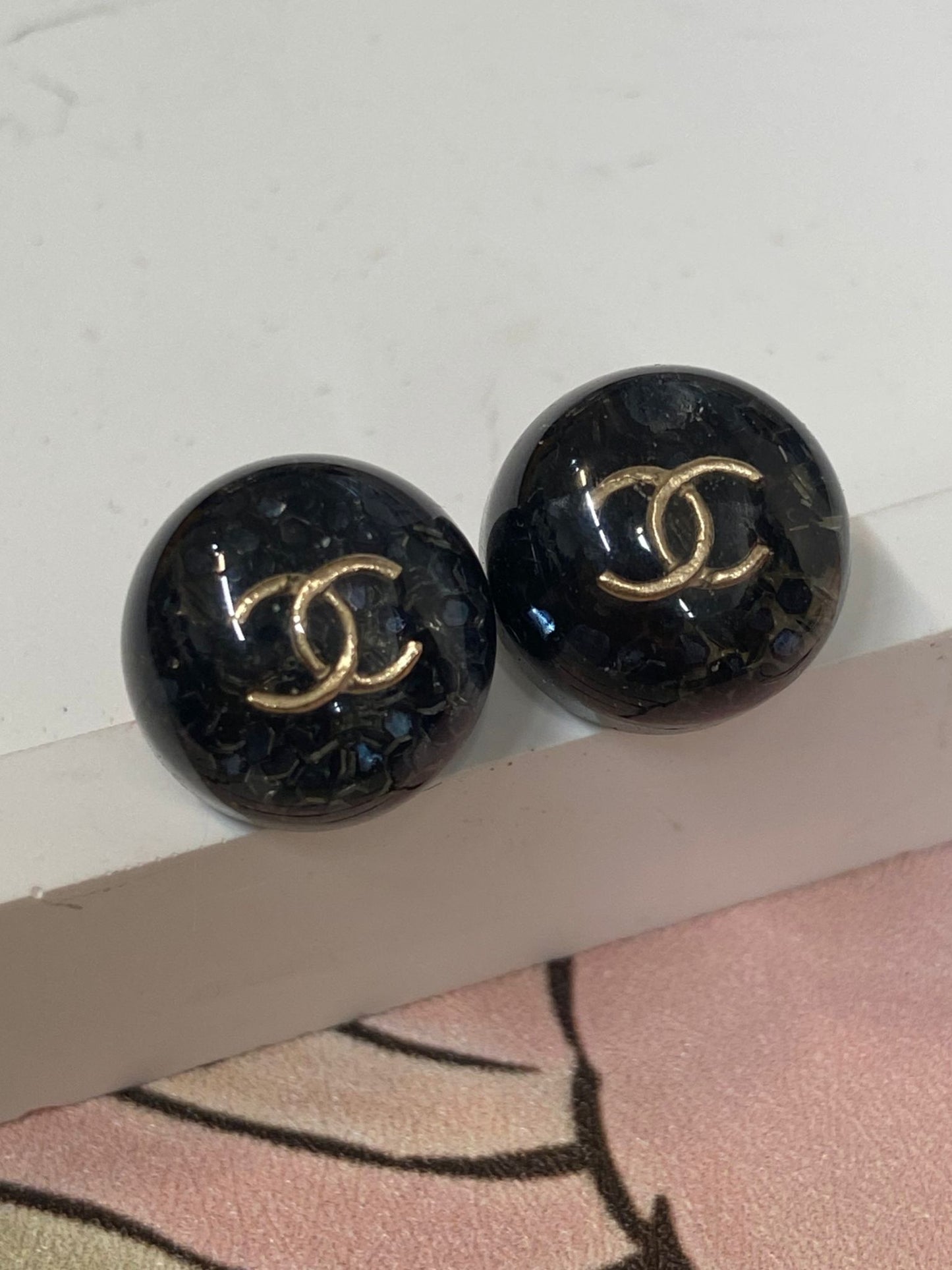 Chanel 黑色圓形 耳環