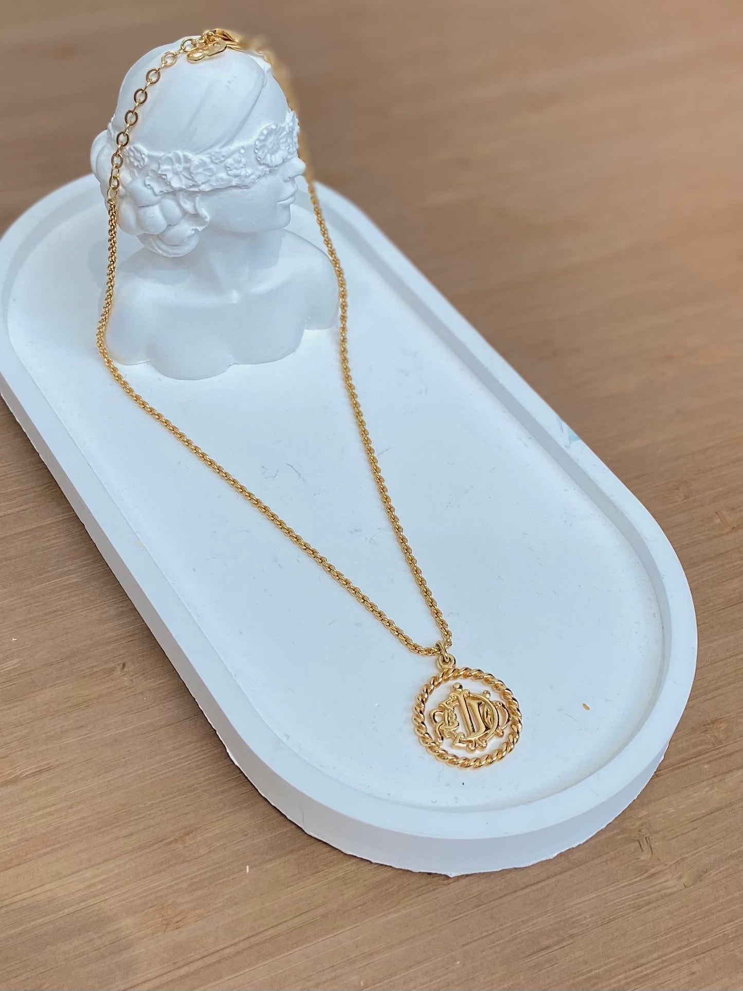 Dior 南瓜logo金色頸鏈