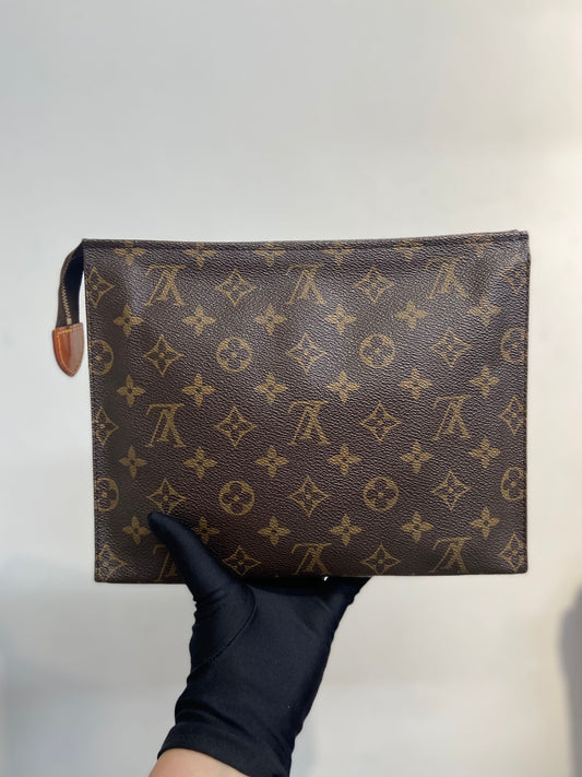 LV POUCH 洗漱包