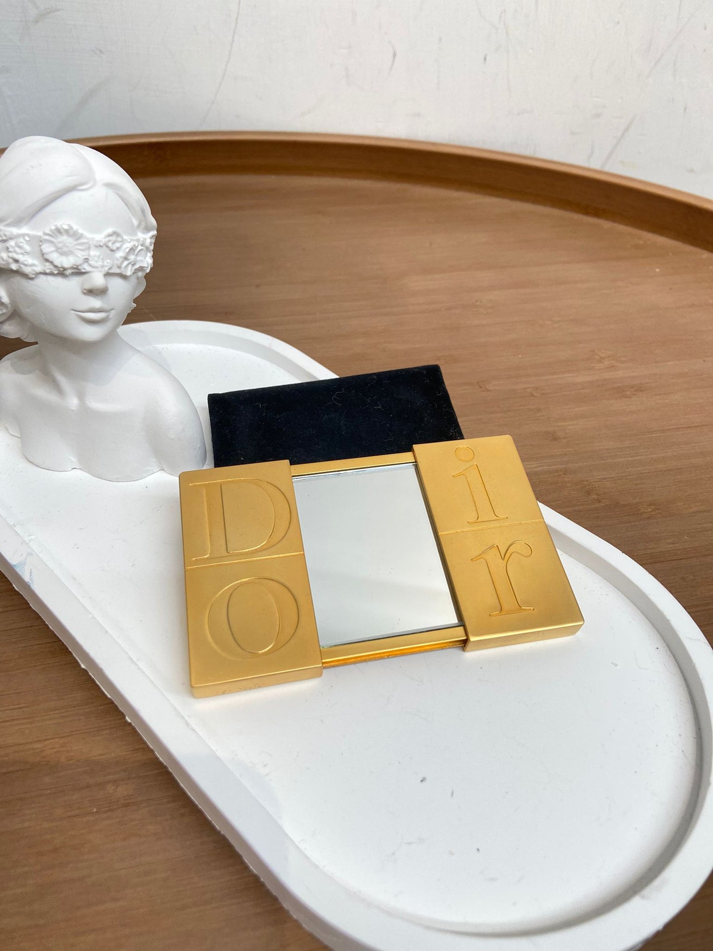 Dior 正方金色鏡