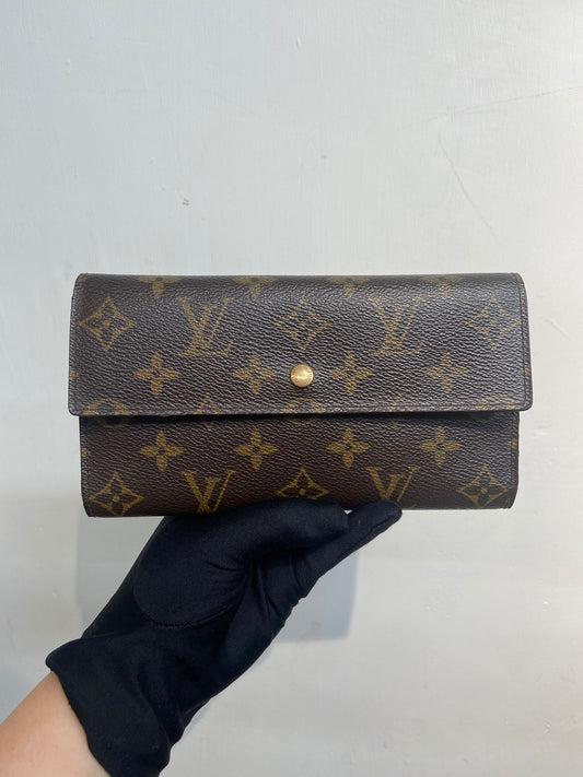 LV compact long wallet