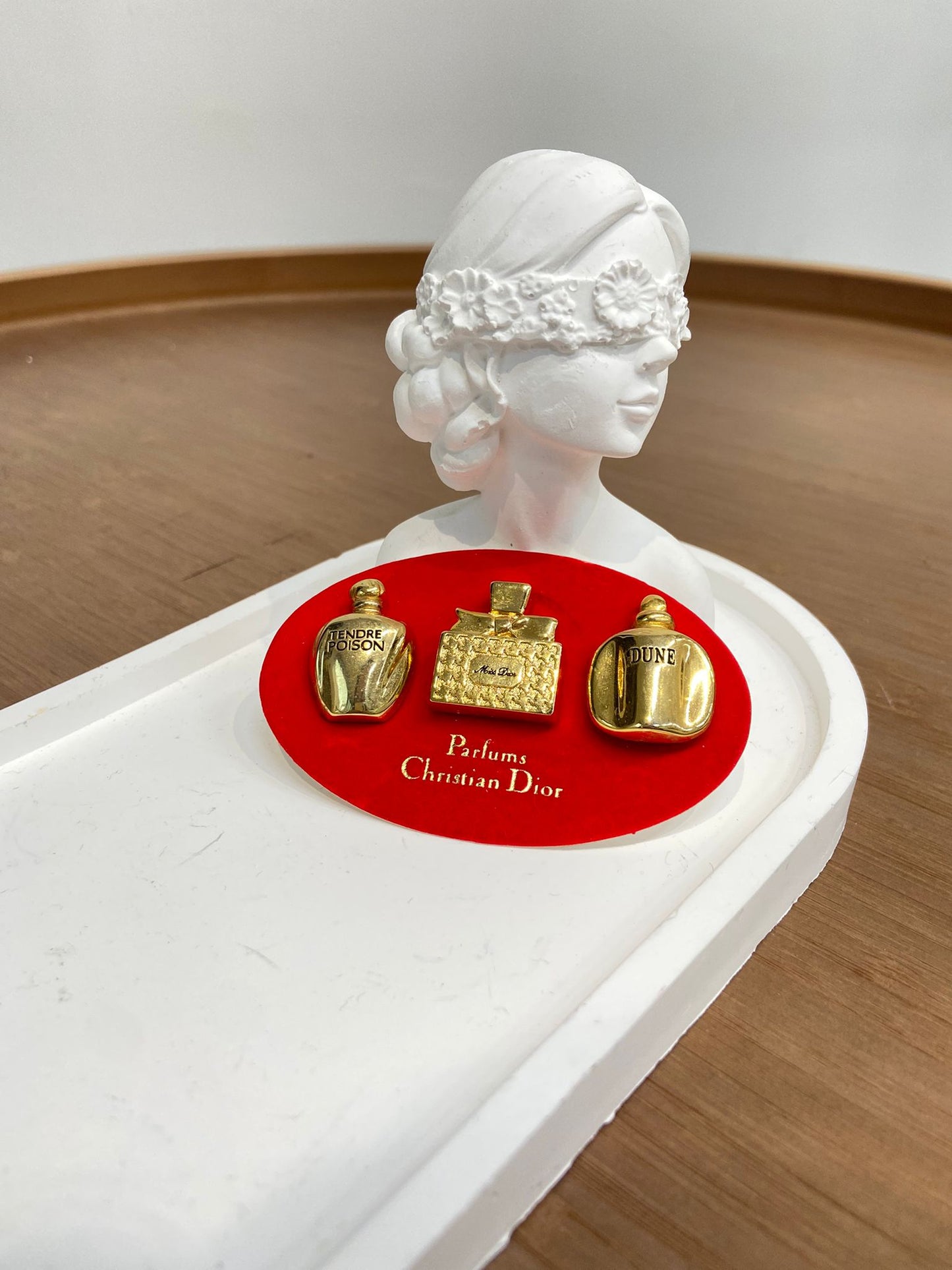 Dior Pin set 香水心口針套裝