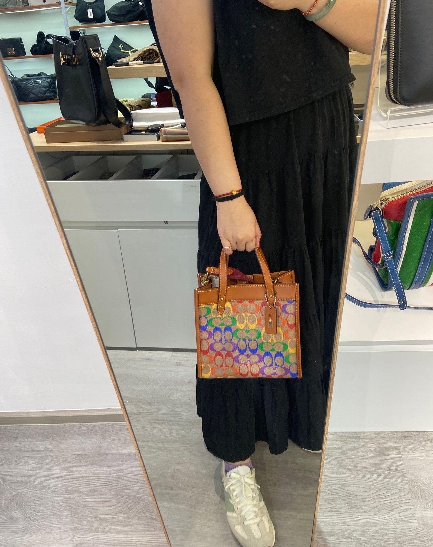 Coach 🌈彩字logo tote small