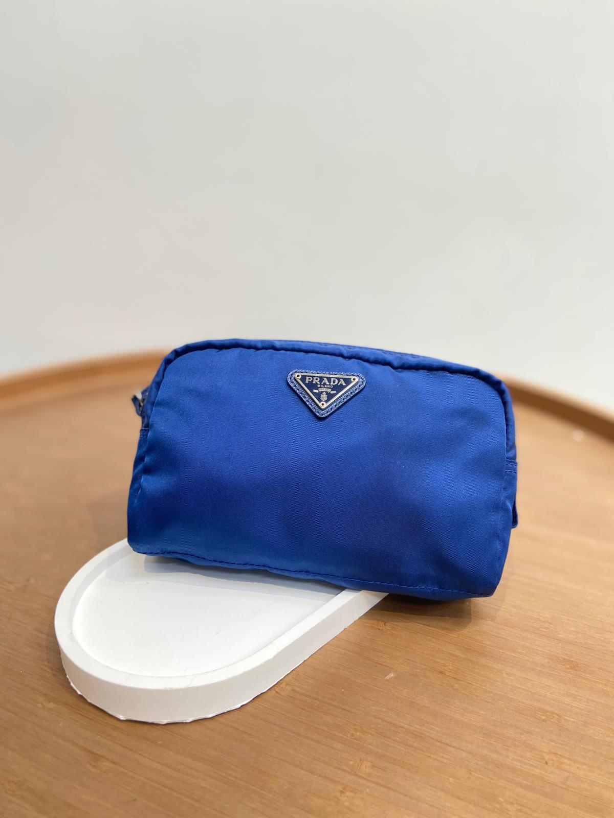 PRADA 拉鍊pouch