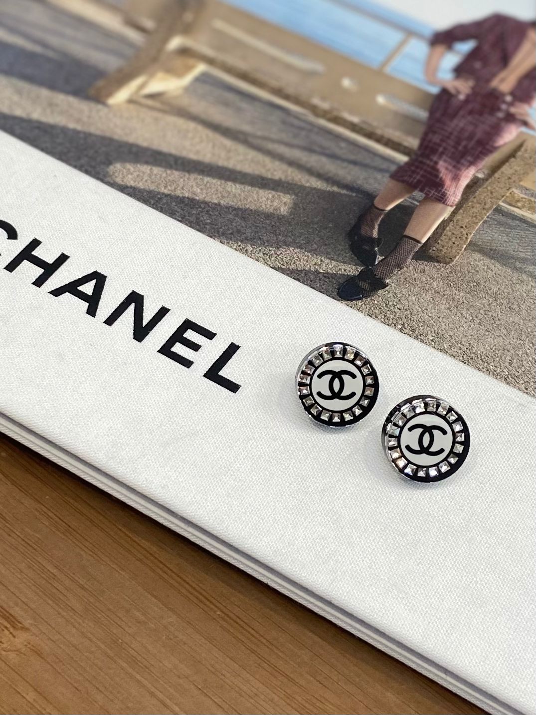 CHANEL 圓形耳環