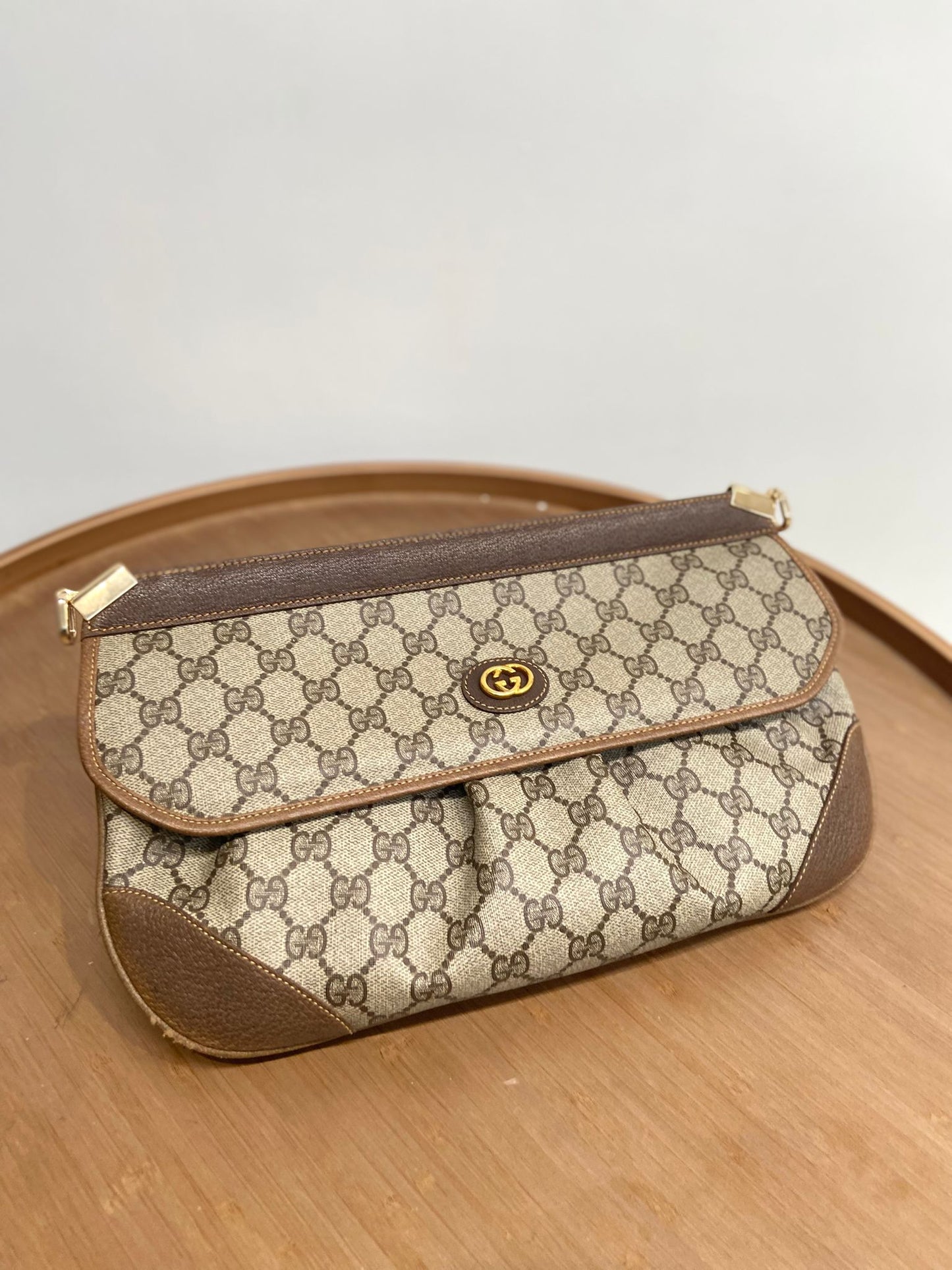 Gucci 老花餃子型 手拎包