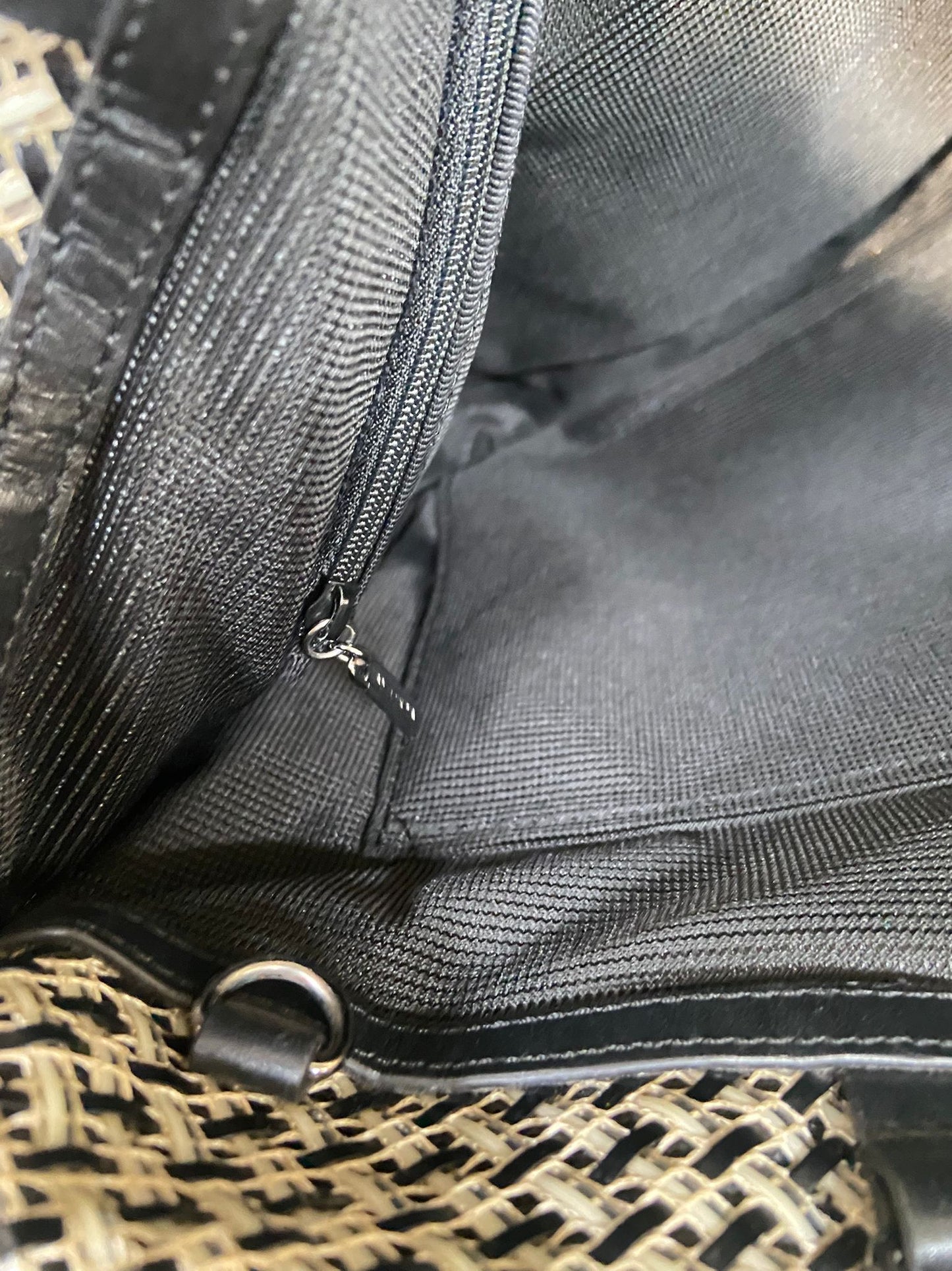 Anteprima tote