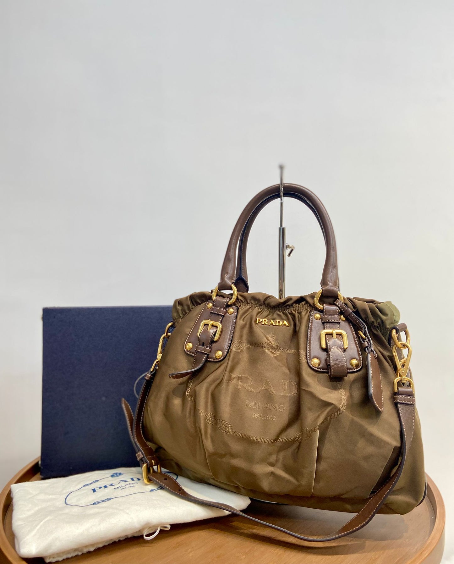 PRADA 降落傘餃子袋
