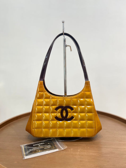 Chanel 漆皮手挽 腋下包