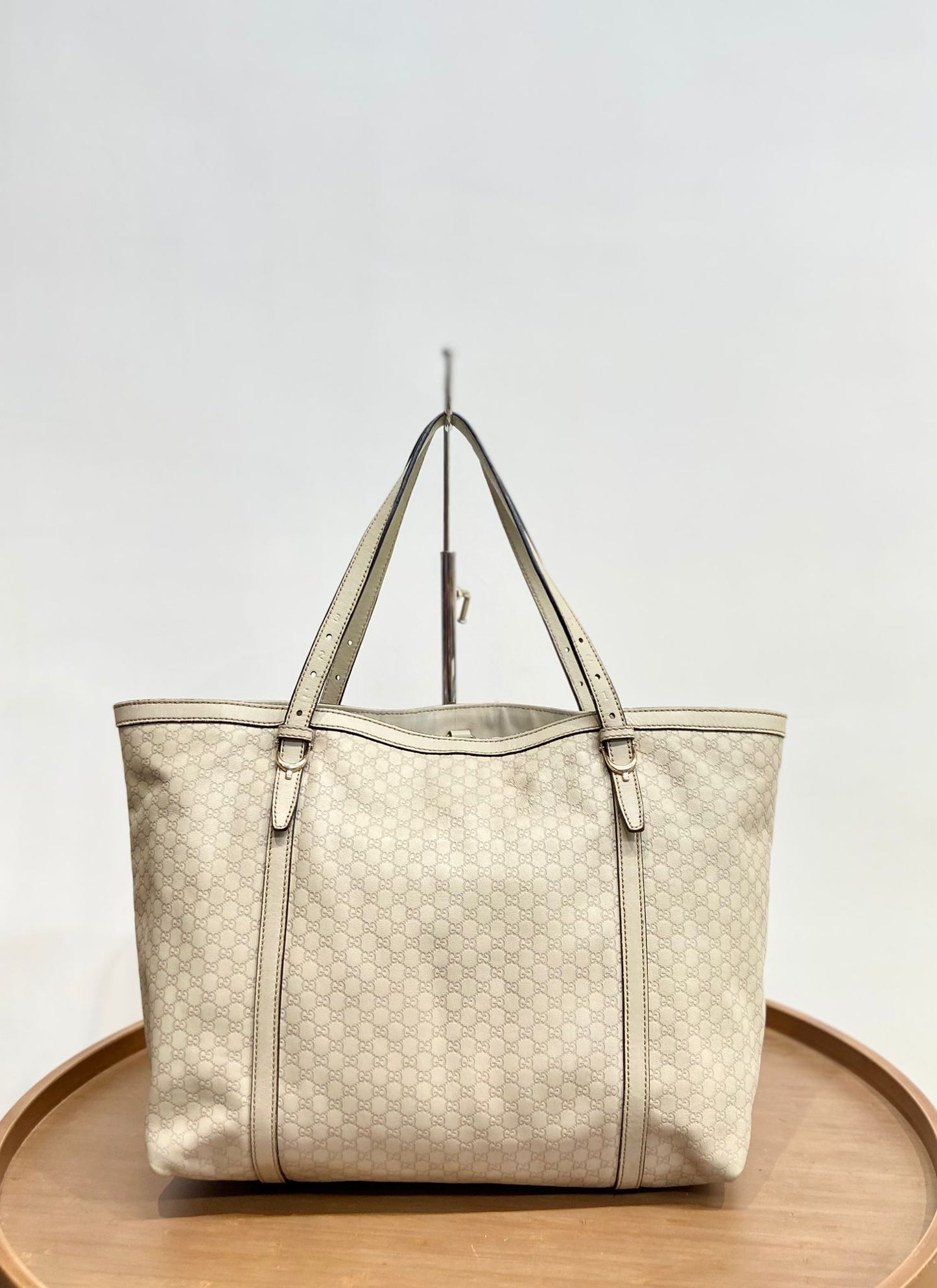 Gucci 牛皮壓紋老花tote