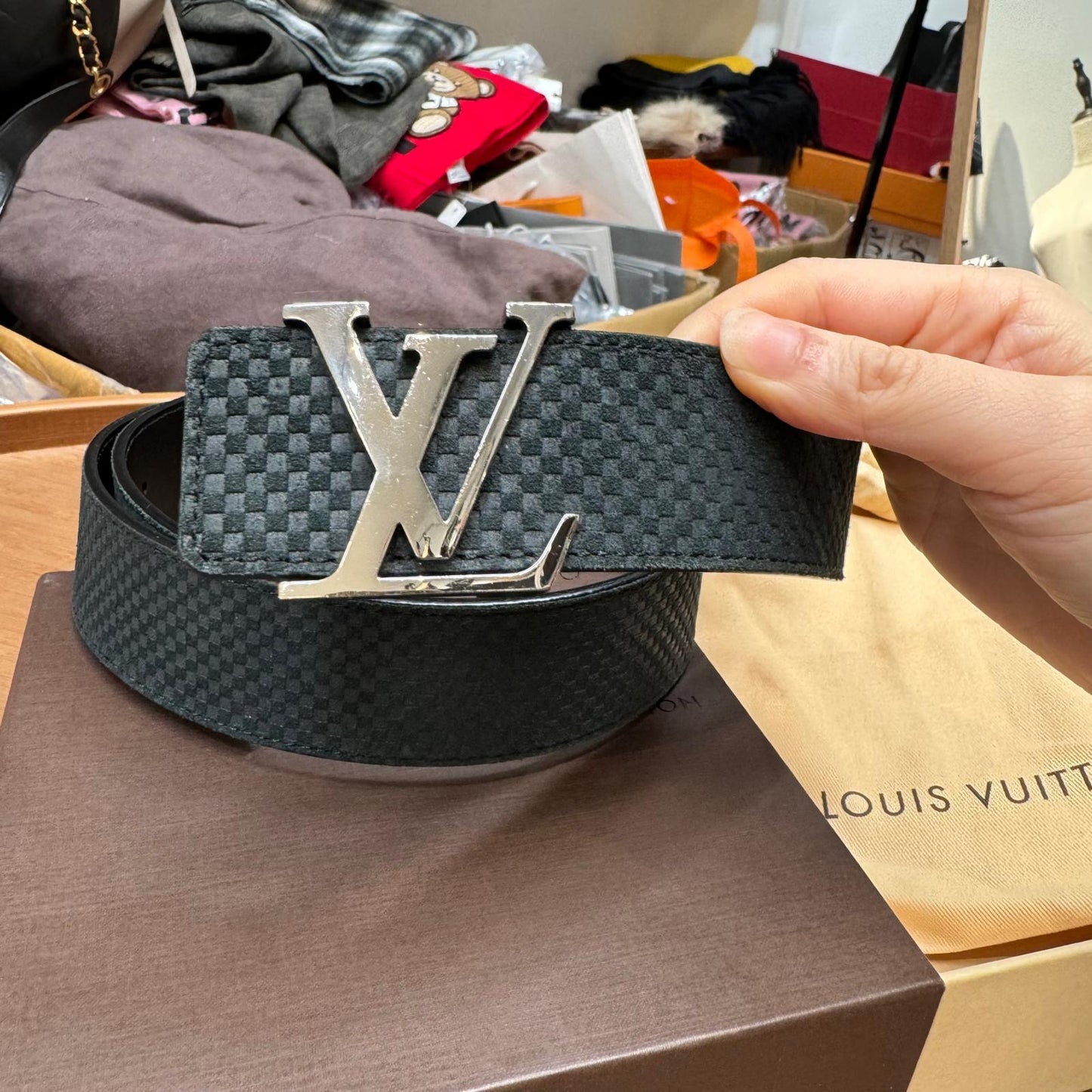 LV 男裝皮帶 有盒、塵袋