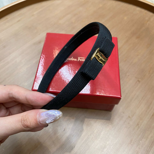 Ferragamo頭箍 有盒