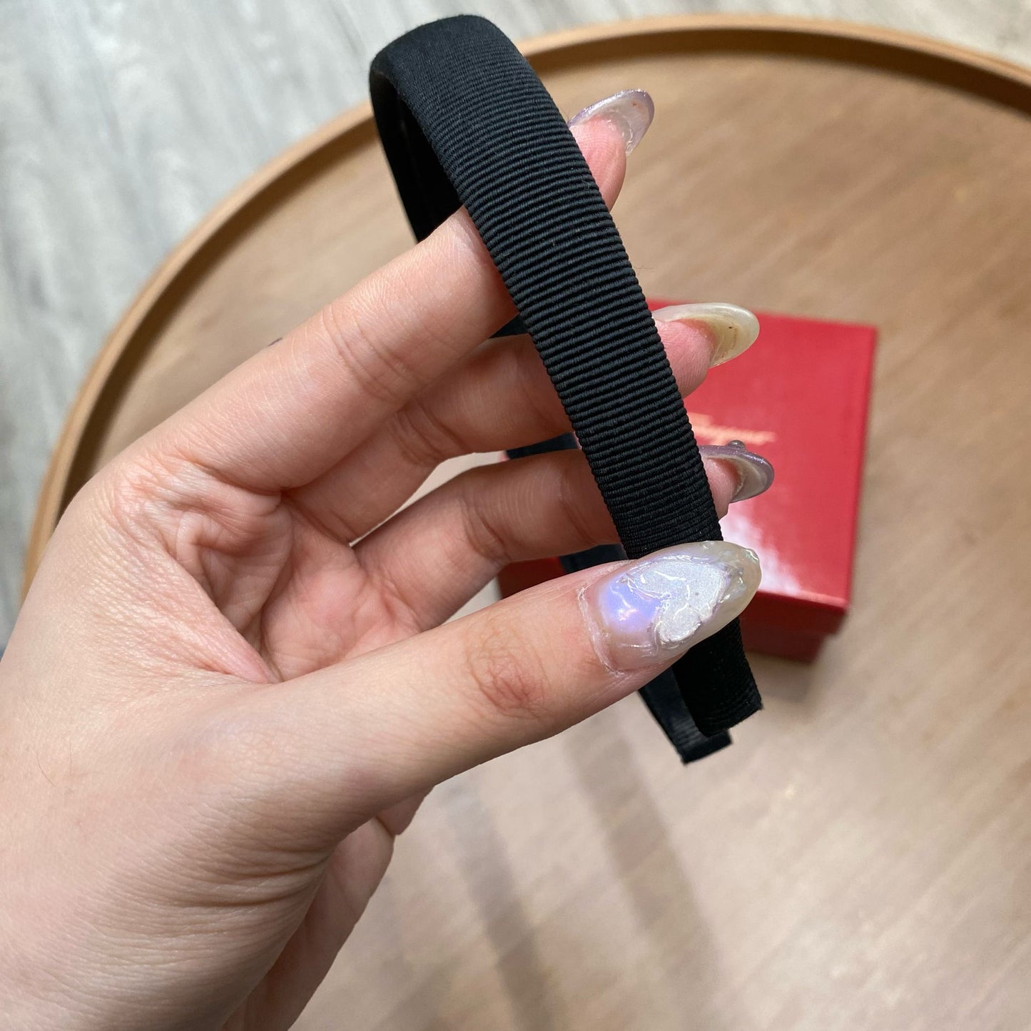 Ferragamo頭箍 有盒