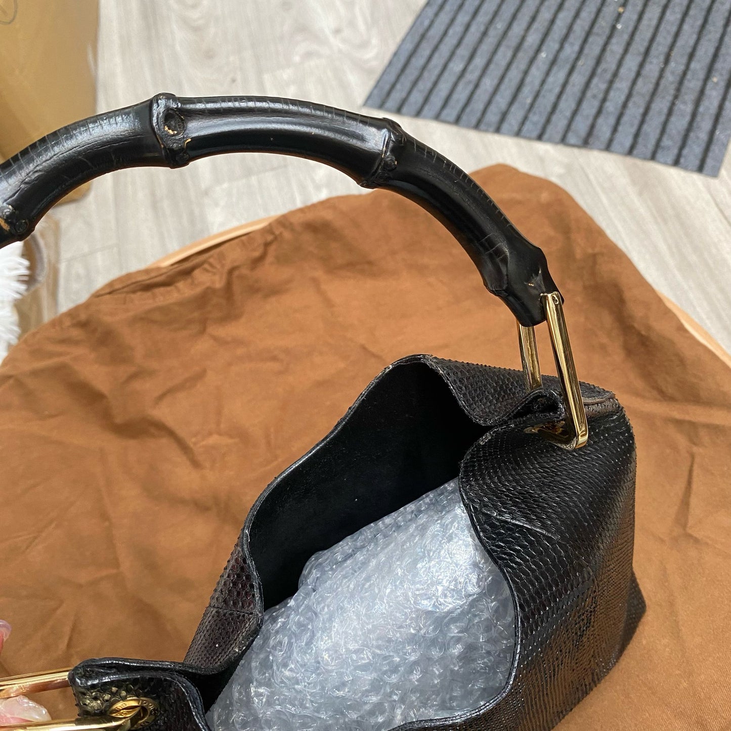 Gucci蜥蜴皮袋 有塵袋