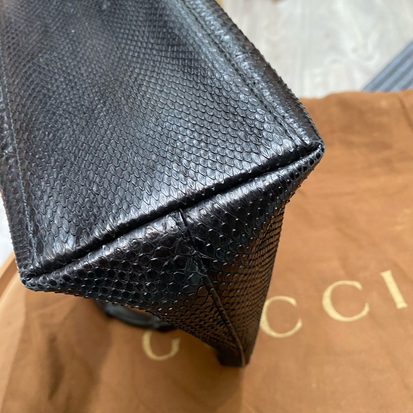 Gucci蜥蜴皮袋 有塵袋