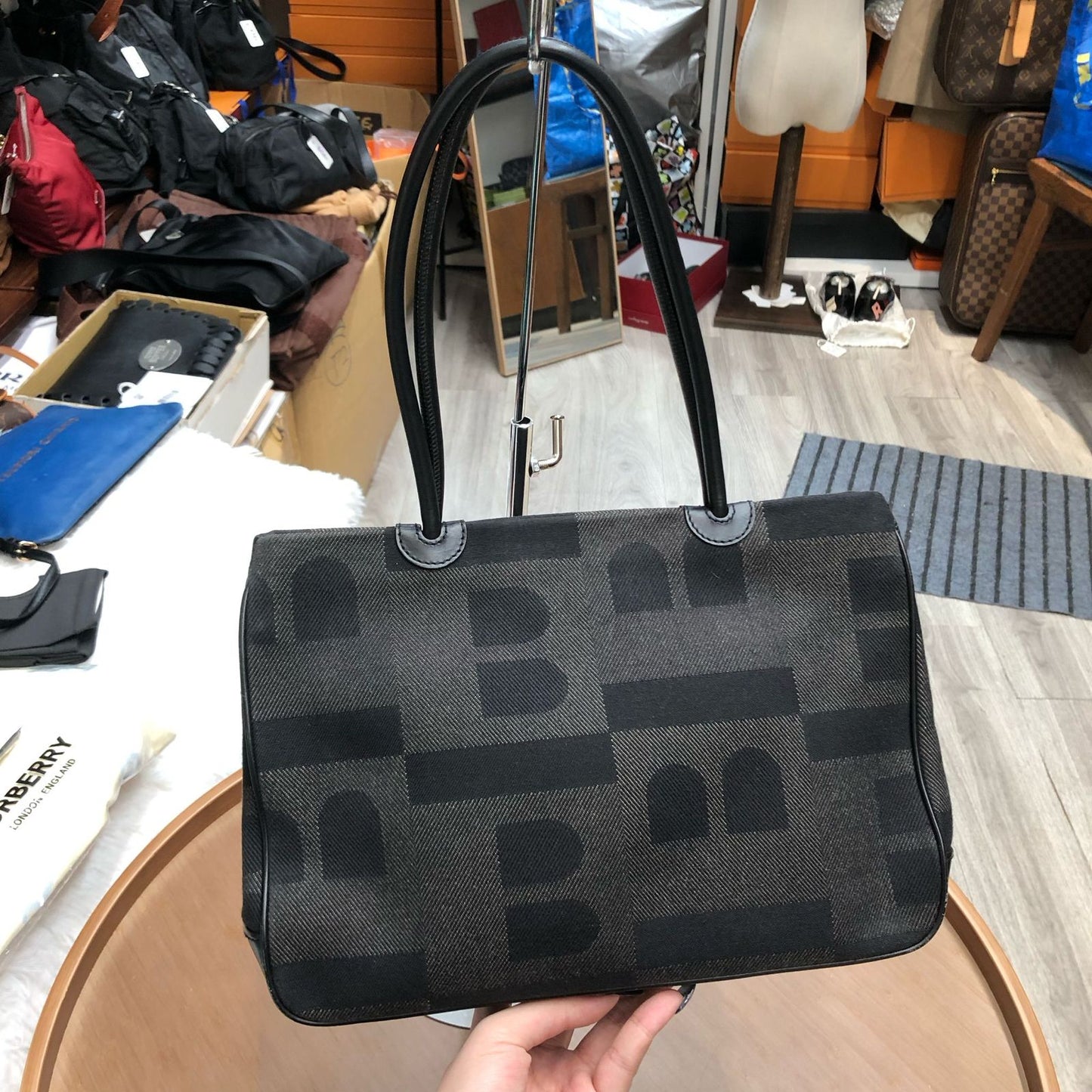 Bally Tote