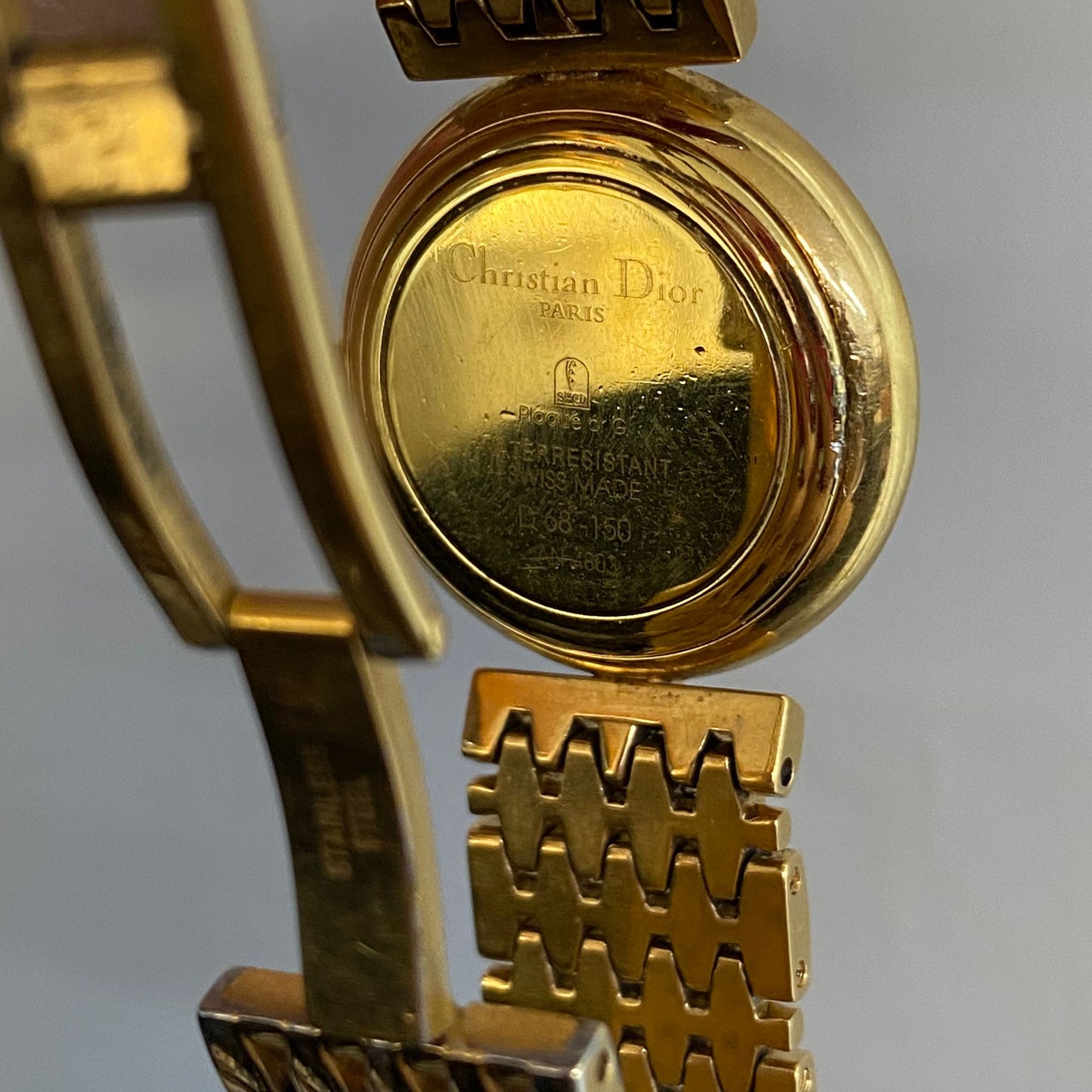 DIOR 金色閃鑽手錶