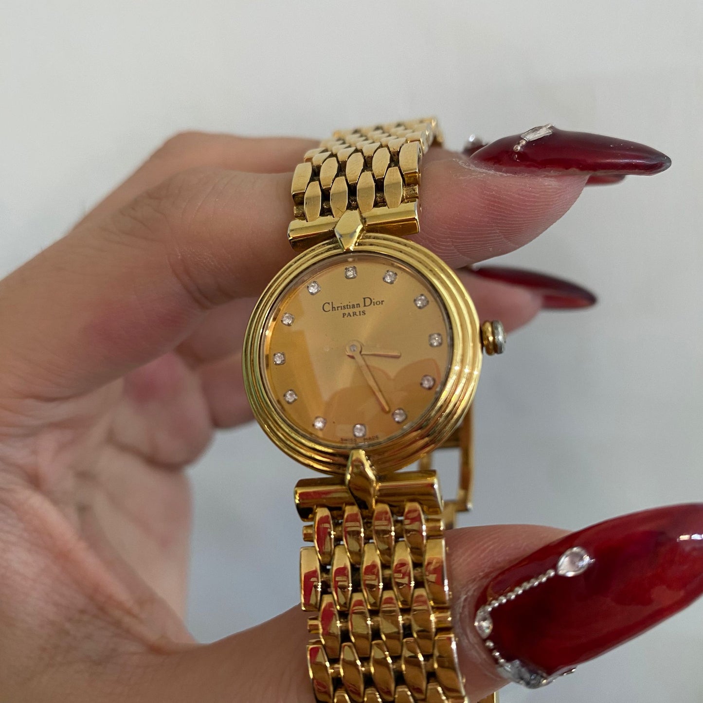 DIOR 金色閃鑽手錶