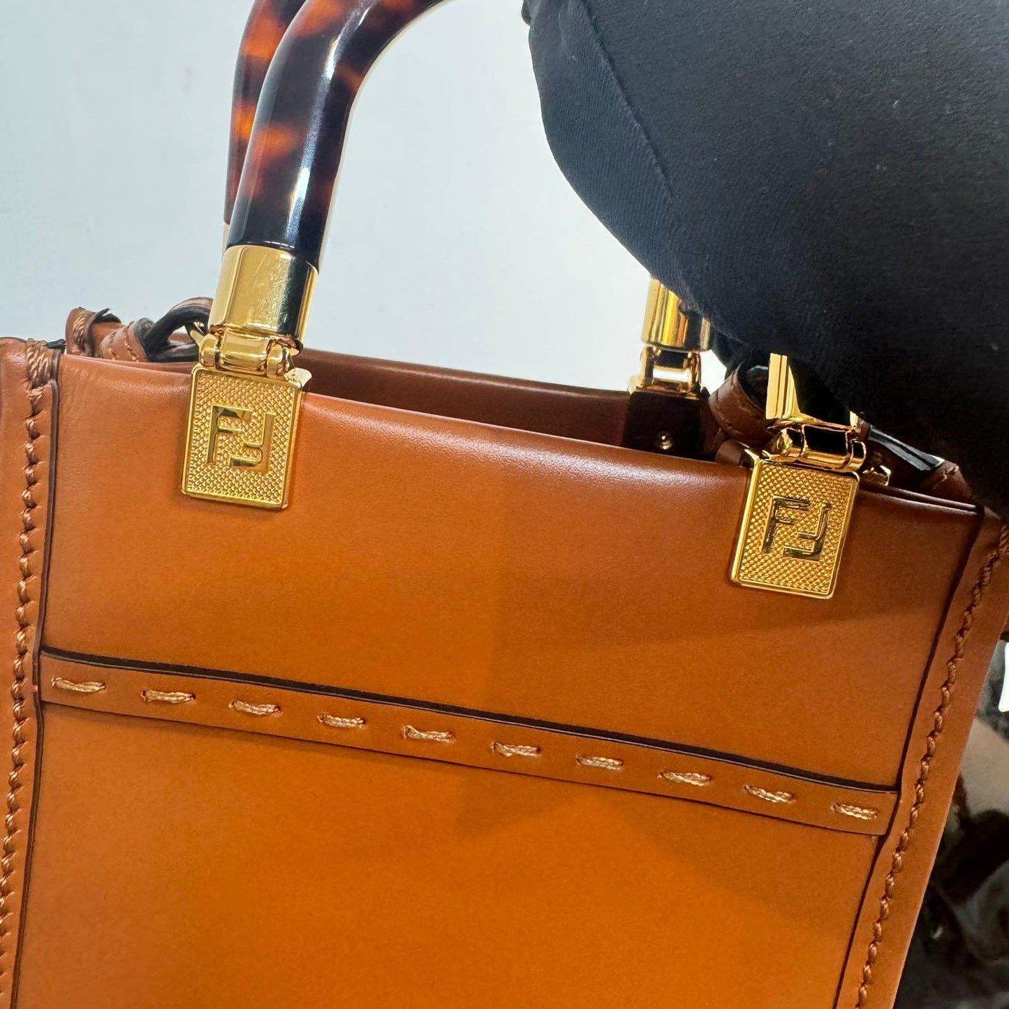 FENDI mini Sunshine 有長帶