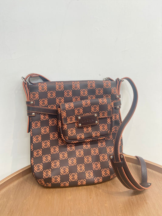 Loewe 斜孭袋