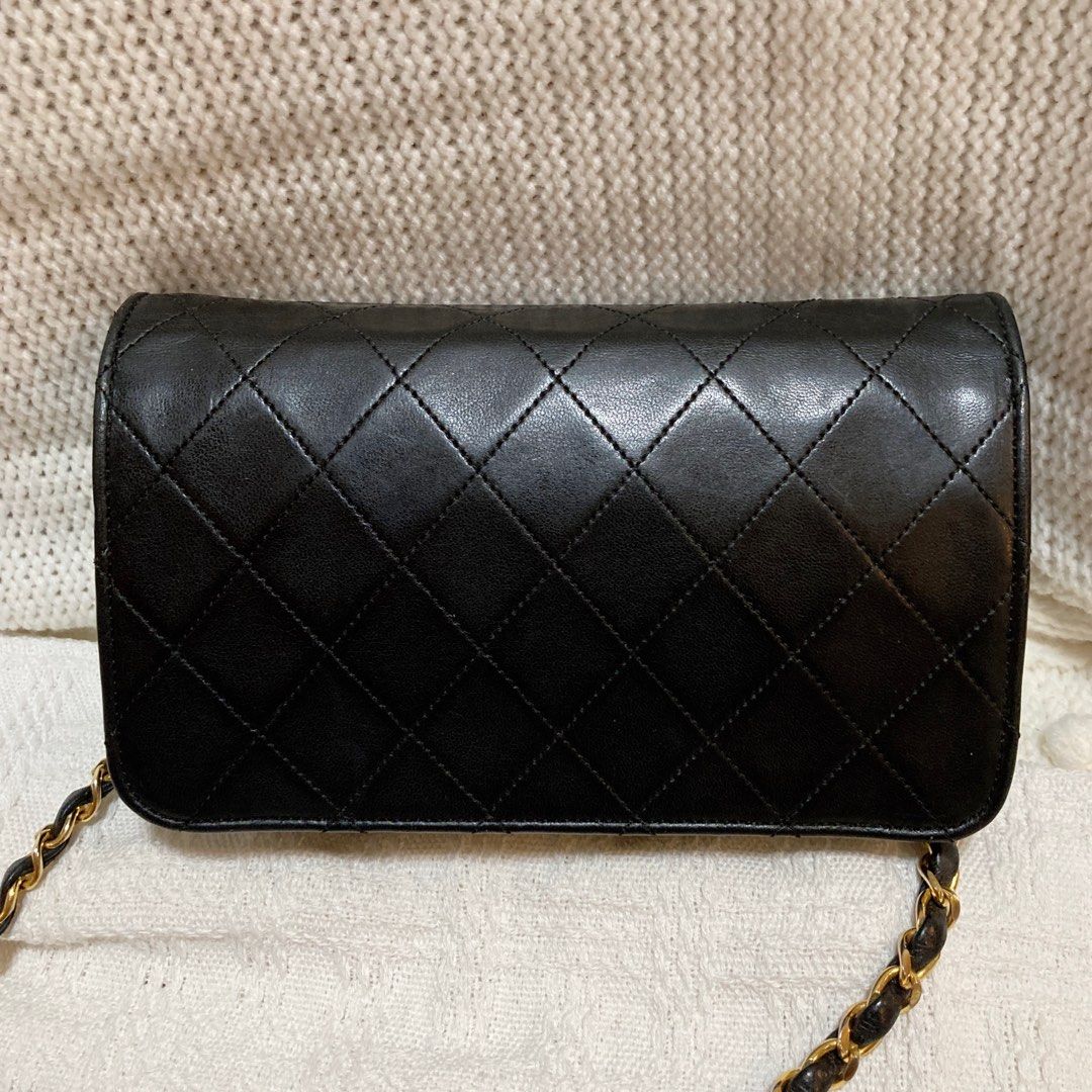 Chanel 19cm Full Flap Bag 手袋