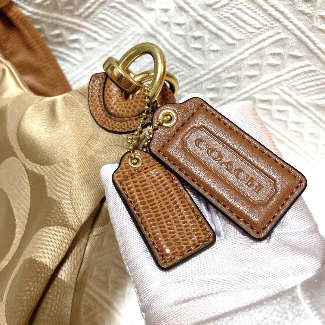 Coach Shoulder Bag / Cossbody Bag 腋下包 / 斜孭袋