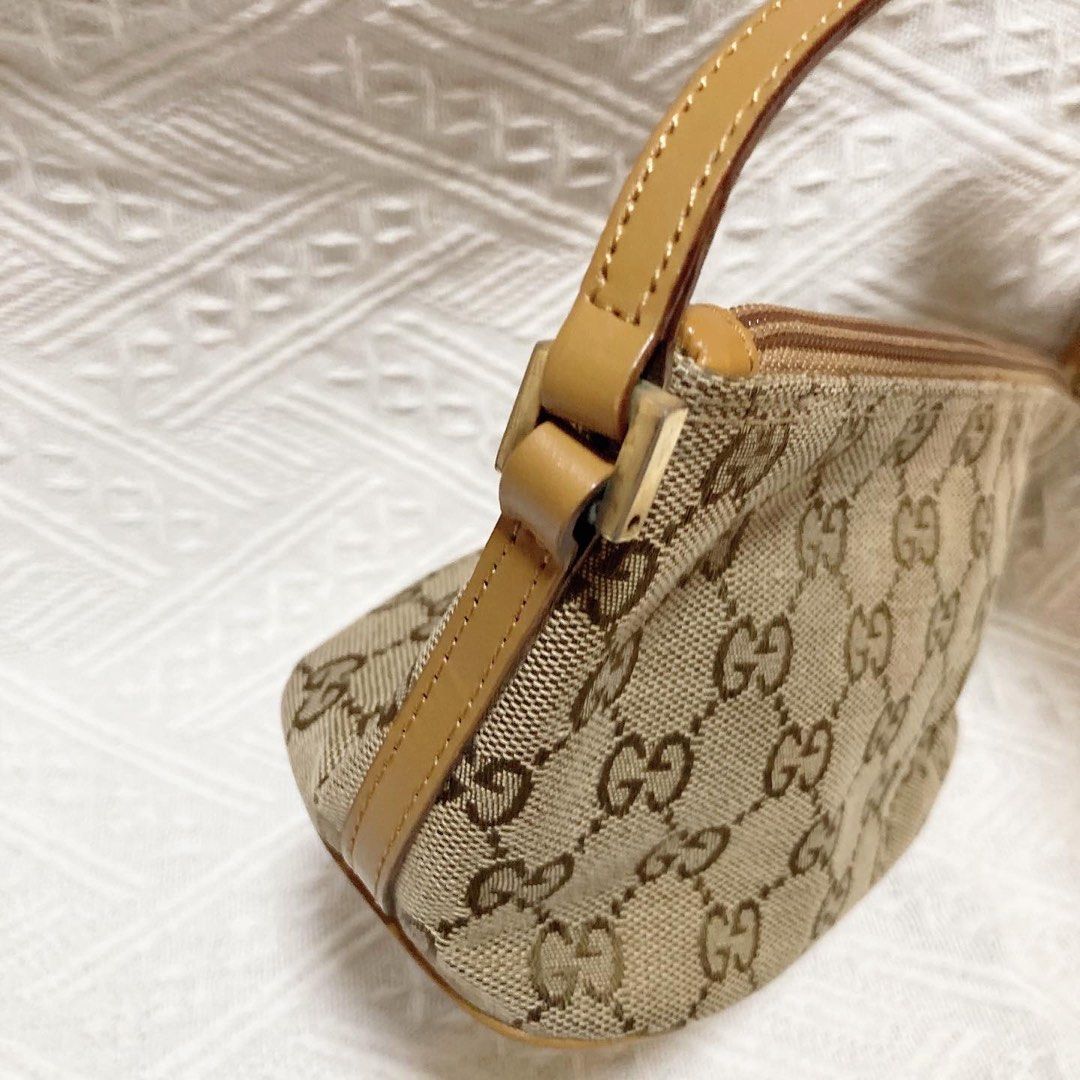 Gucci Boat Pochette GG Canvas Bag (Yellow) 黃色餃子袋