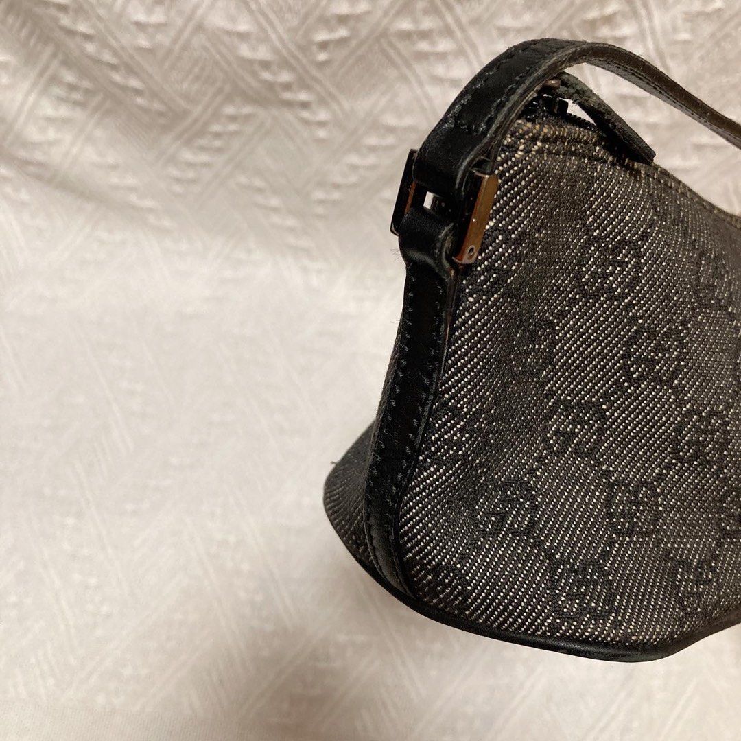 Gucci Boat Pochette GG Canvas Bag (Gray) 灰色餃子袋