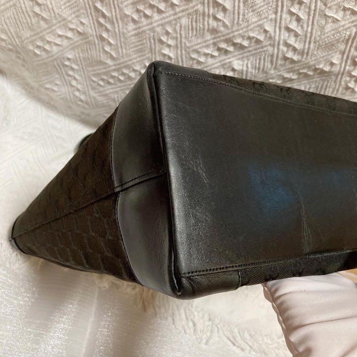 GUCCI Black Tote Bag 黑色暗花托特袋