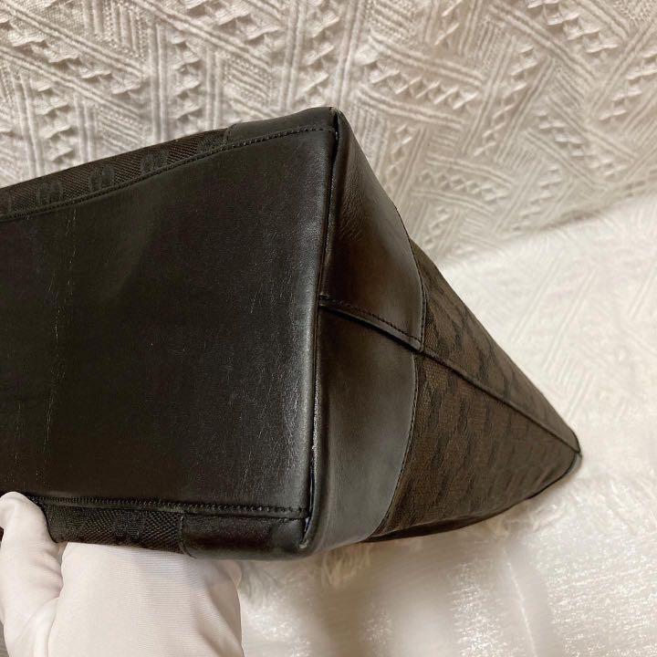 GUCCI Black Tote Bag 黑色暗花托特袋