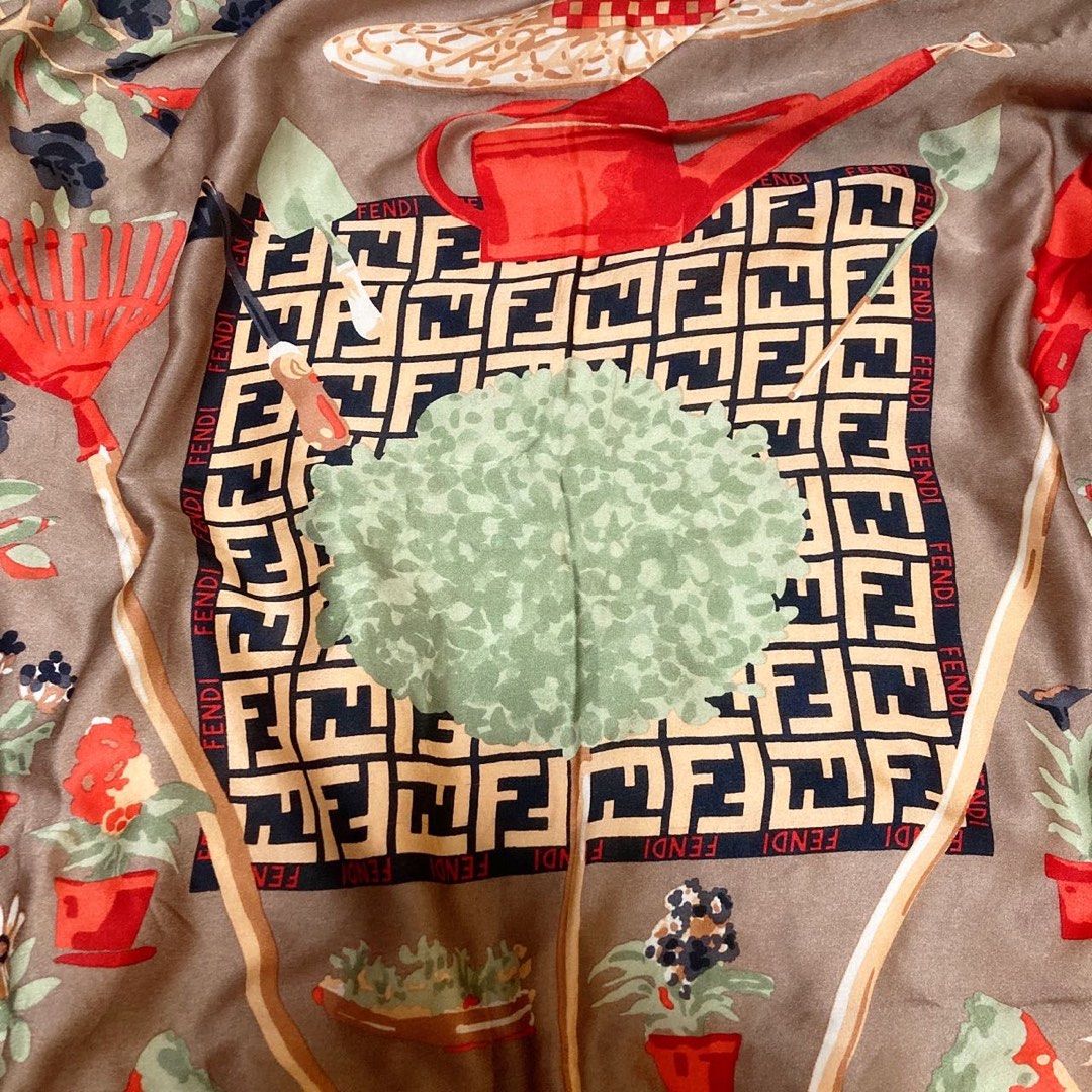 FENDI Large Scarf 100% 大絲巾 披肩
