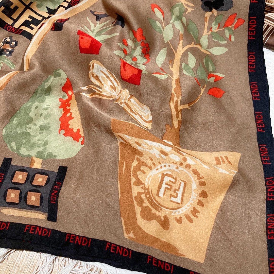 FENDI Large Scarf 100% 大絲巾 披肩