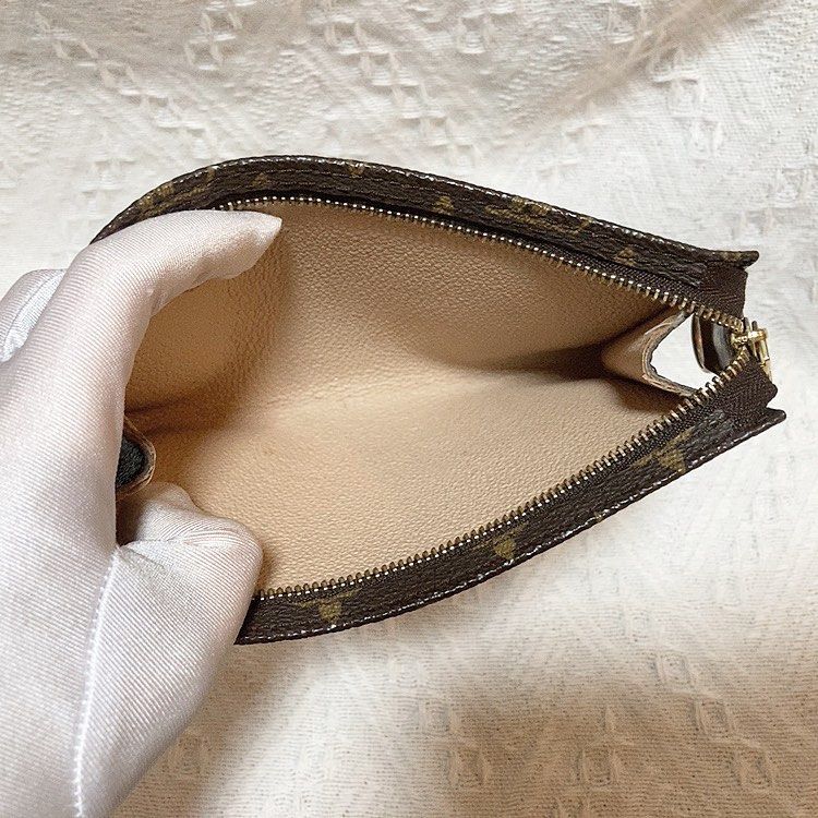 Louis Vuitton Classic Monogram Small Crossbody bag 老花斜孭袋