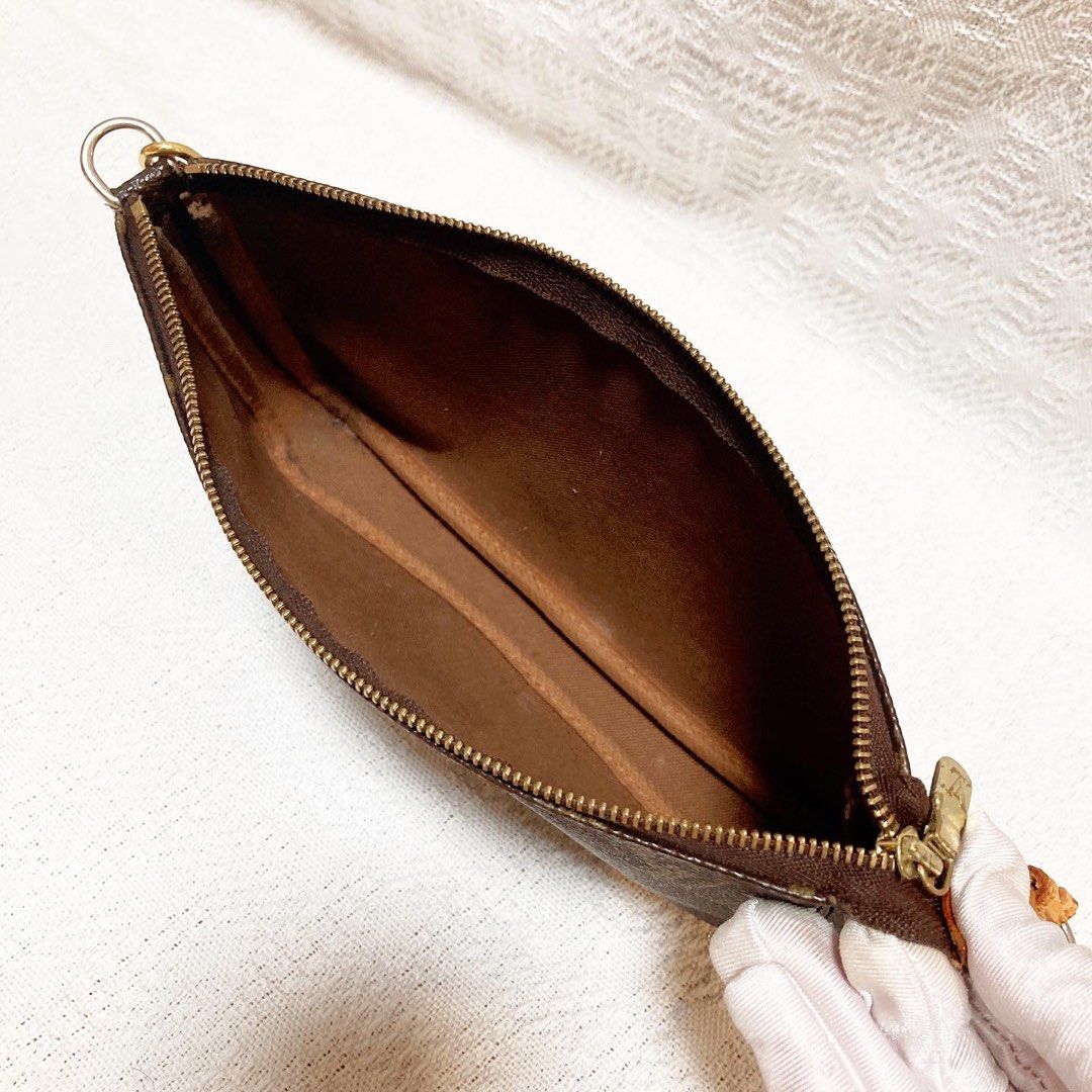 Louis Vuitton Pochette Accessories Bag LV 腋下包/麻將包